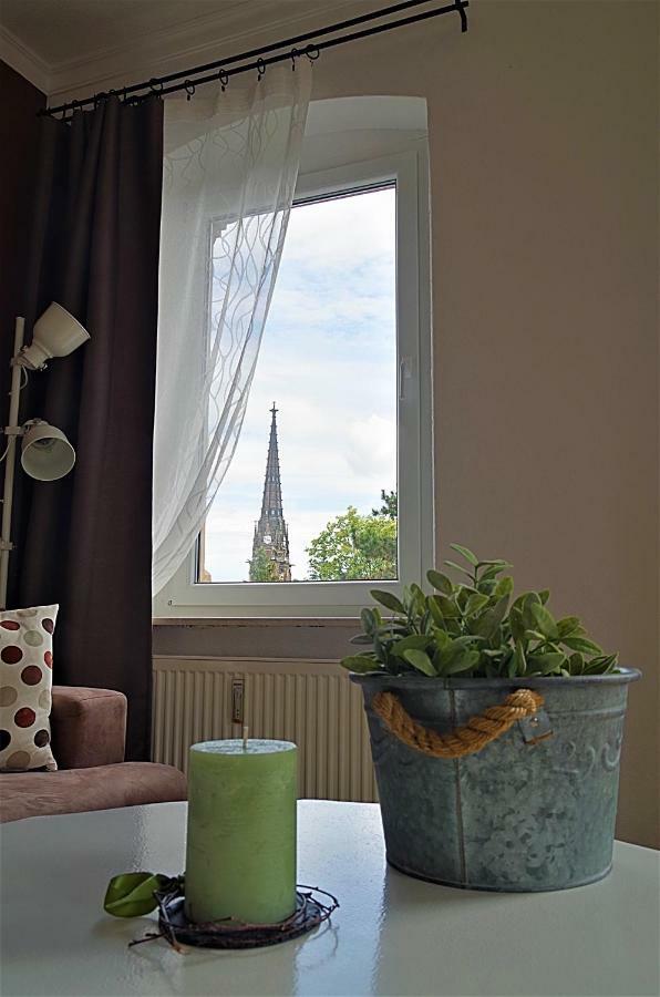 Lichtblick - sonnige Ferienwohnung am Lutherplatz Meißen Exterior foto